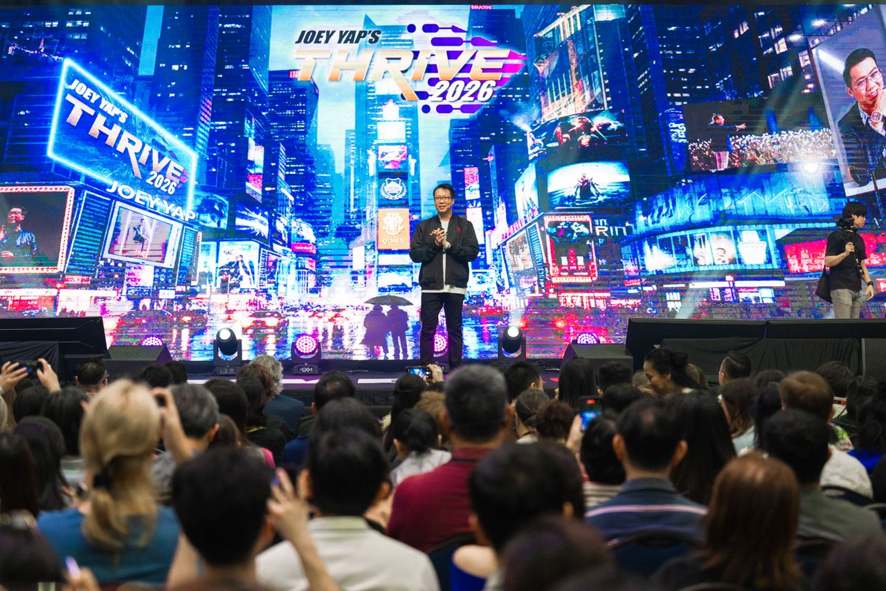 Thrive 2026: the Times Square stage set